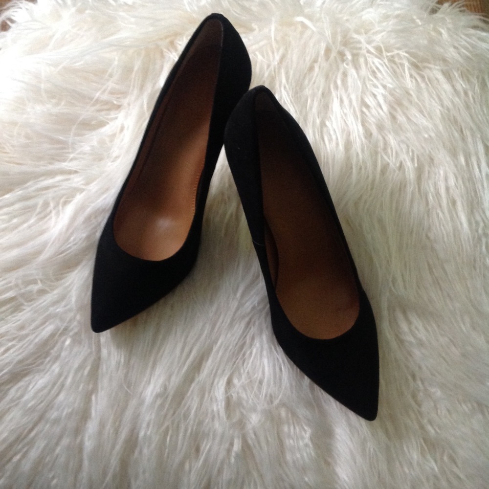 JCREW FACTORY BLACK SUEDE PUMPS sz 7 NWOB